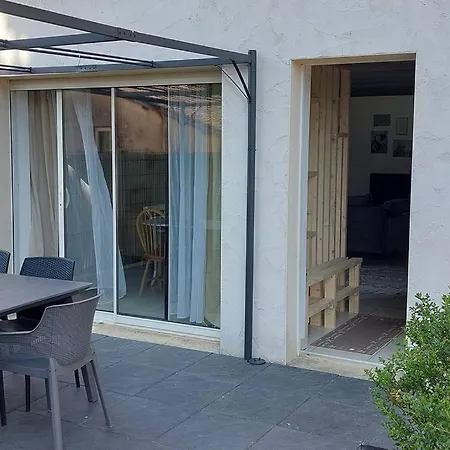 Vakantiehuis Chaleureux Le Petit Mauze *