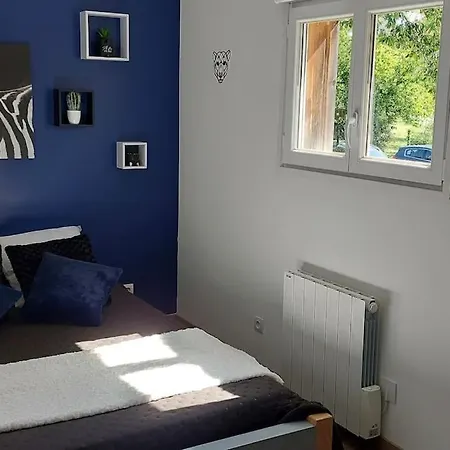 Chaleureux Le Petit Mauze