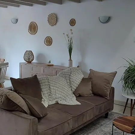 Vakantiehuis Chaleureux Le Petit Mauze