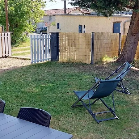 Chaleureux Le Petit Mauze