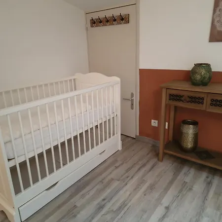 Chaleureux Le Petit Mauze Vakantiehuis